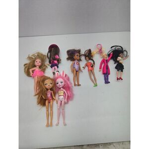 Lot of 8‎ Fashion Dolls Collection - Mixed Styles Including Bunny Character